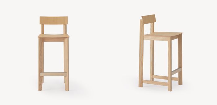 candid-stool